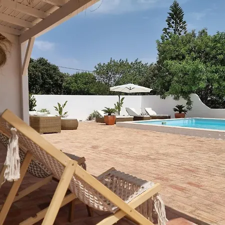 Queserasera 4 Bedrooms Heated Pool & Sea View *